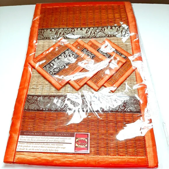 Handicraft Reed Placemat - Picture 1 of 3